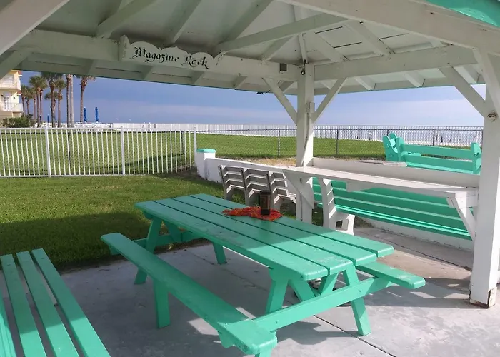 Surfside Cabanas/siesta Motel