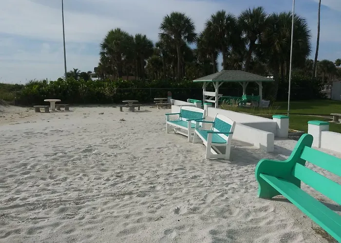 Surfside Cabanas/siesta Motel Clearwater Beach