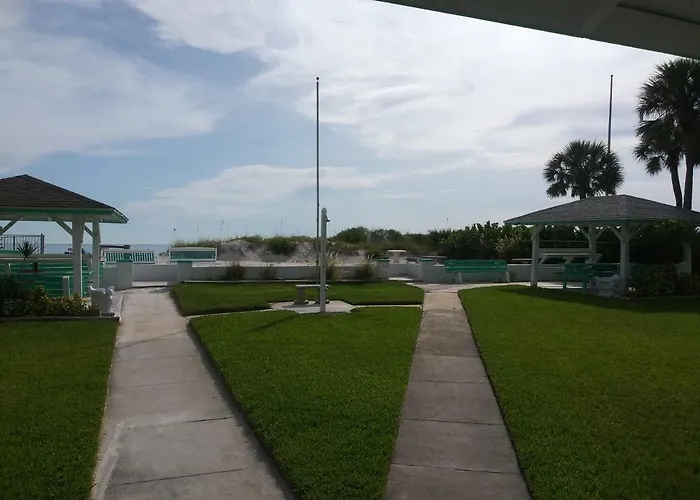Surfside Cabanas/siesta